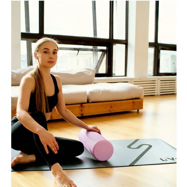 Массажный ролик гладкий рулон для йоги, фитнеса 45*15 см Feel Fit Розовый 02466-BL фото